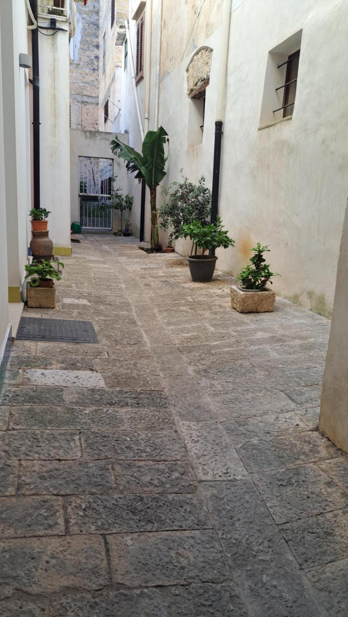 B&B Garibaldi Alcamo Exterior foto